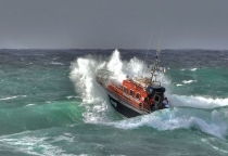 Đèn Khói Cánh Gà – Thiết Bị Cứu Sinh Hàng Hải