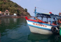 Tìm Hiểu Về Đèn Khói Cam Cứu Sinh: Ứng Dụng, Hướng Dẫn Sử Dụng, và Bảo Quản