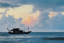 Tầm Quan Trọng Của Đuốc Cầm Tay Trong Việc Bảo Đảm An Toàn Hàng Hải