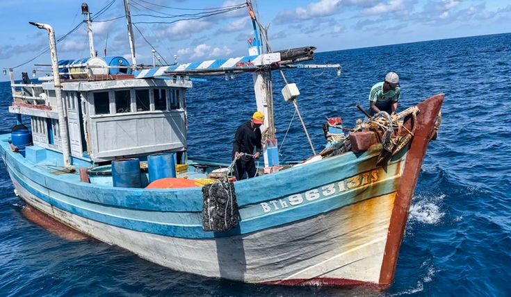 Sử dụng pháo hiệu hàng hải để bảo đảm an toàn hàng hải